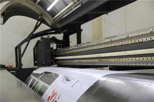 Resolving Folding Misalignment And Glue Flap Creasing in High-Speed Flexo Folder Gluers