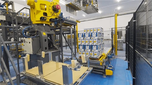 Robotic Palletizing Systems in Food & Beverage Distribution: Preventing Container Damage, Managin...